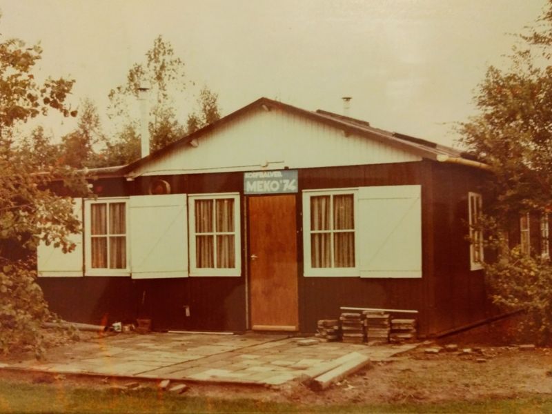 Eerste clubhuis